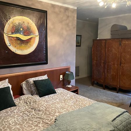 Moon River Chambre D'Hote Saint-Junien Kültér fotó